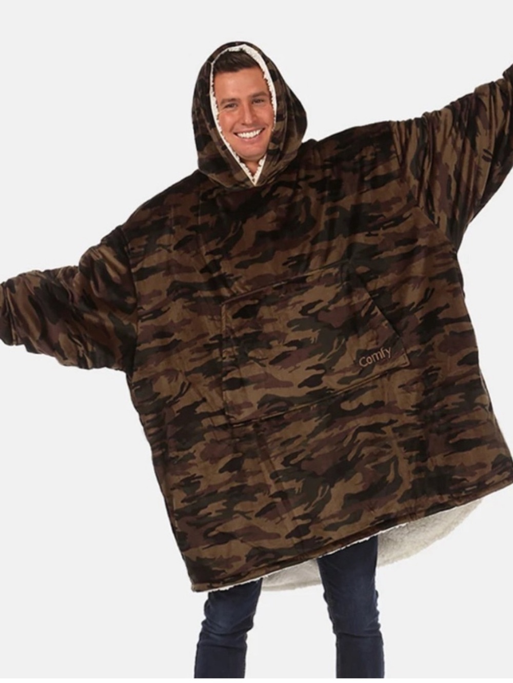 The Comfy/Oversized Sherpa Hoodie - Camo